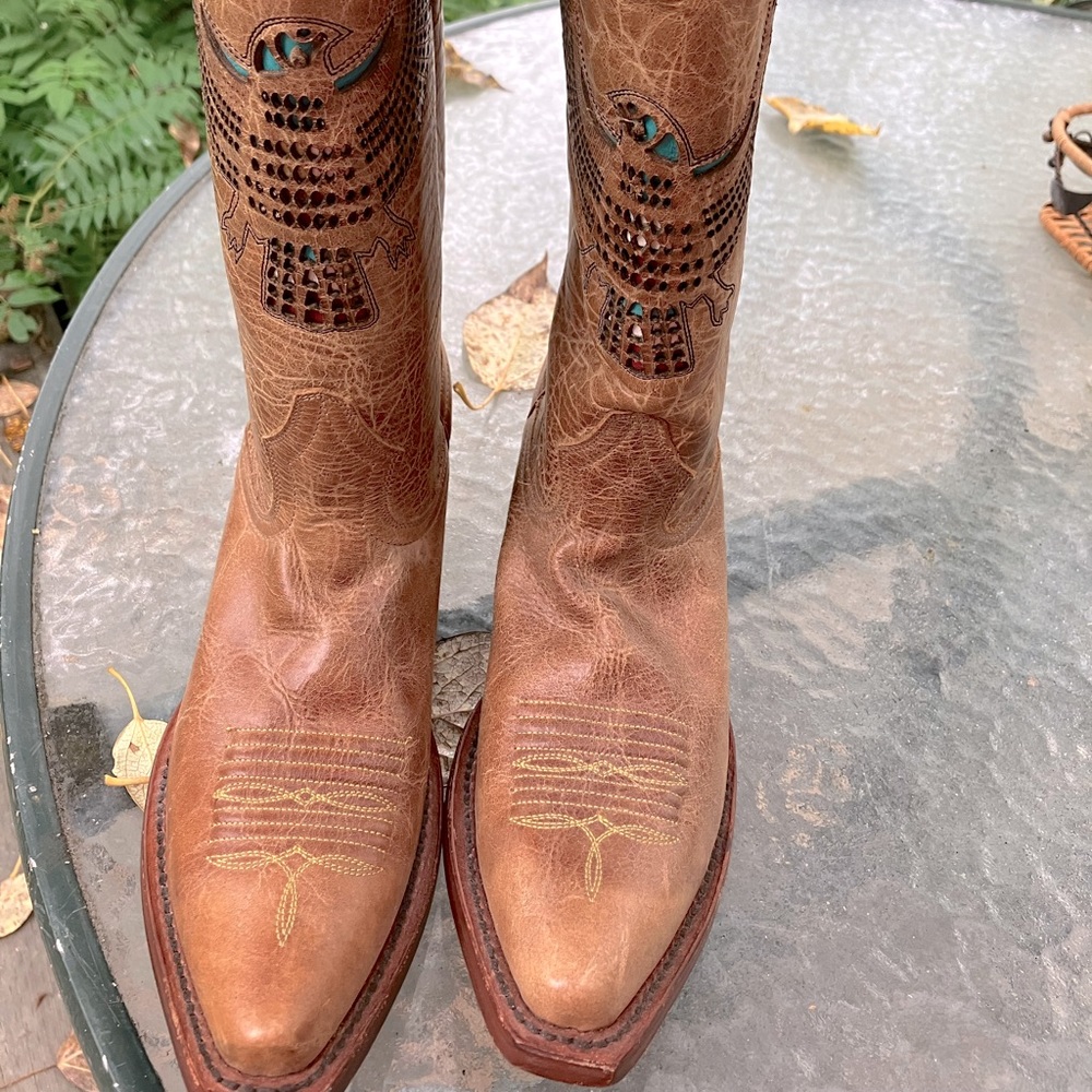 Johnny Ringo Black Embroidered Western Fringe Tall Boots Size 6 only worn once